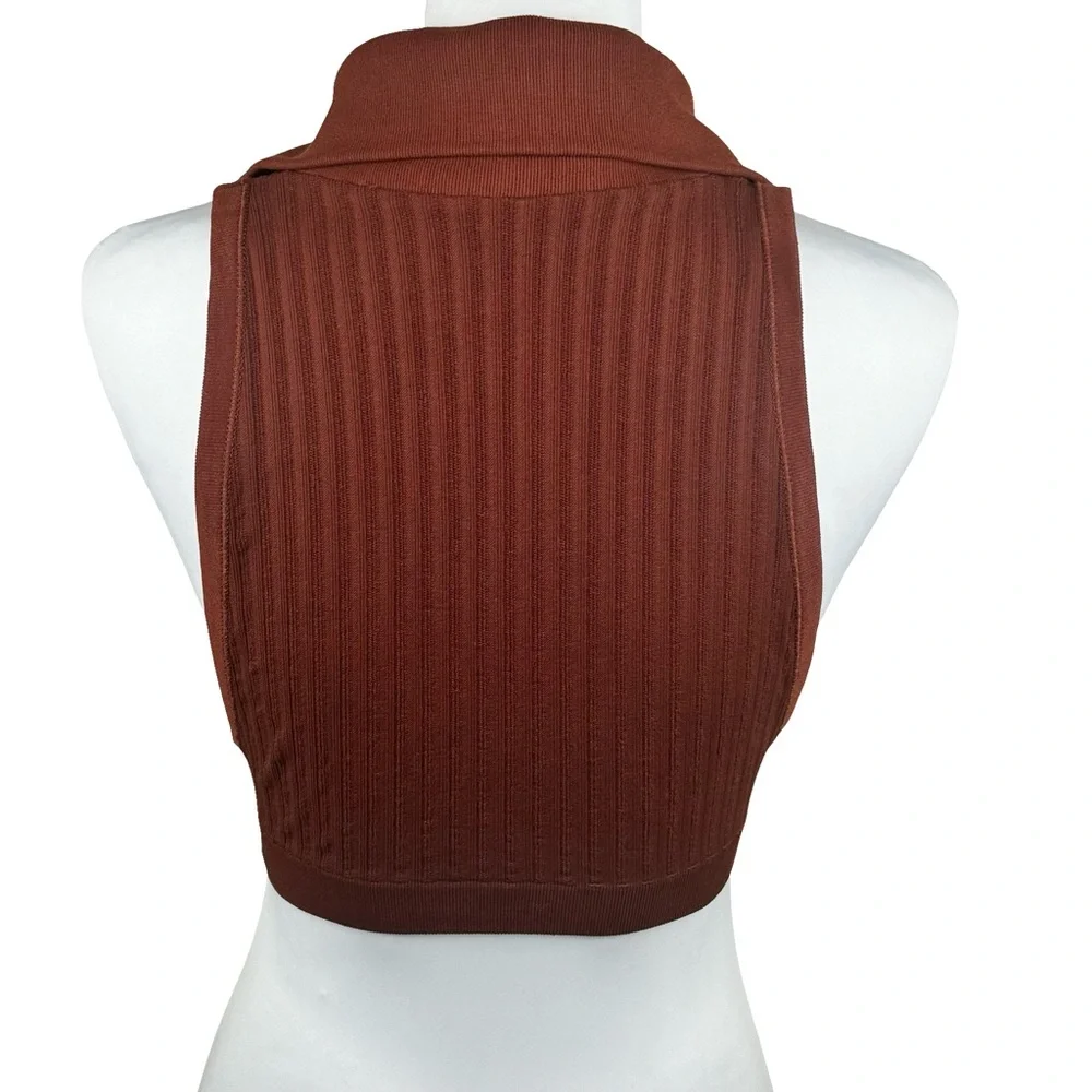 Out From Under Urban Outfitters Brown Sleeveless Ribbed Cropped Seamless Top M/L